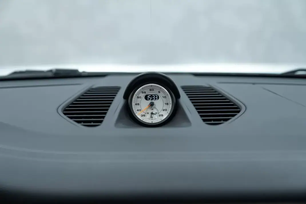 Porsche 911 2018 - 229950 EUR, 31000 km - 31000km - foto 39 de 51