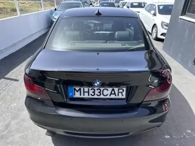 BMW 120 2010 - 9900 EUR, 240000 km - AUTO.MOTO.pt - 240000km - foto 11 de 45