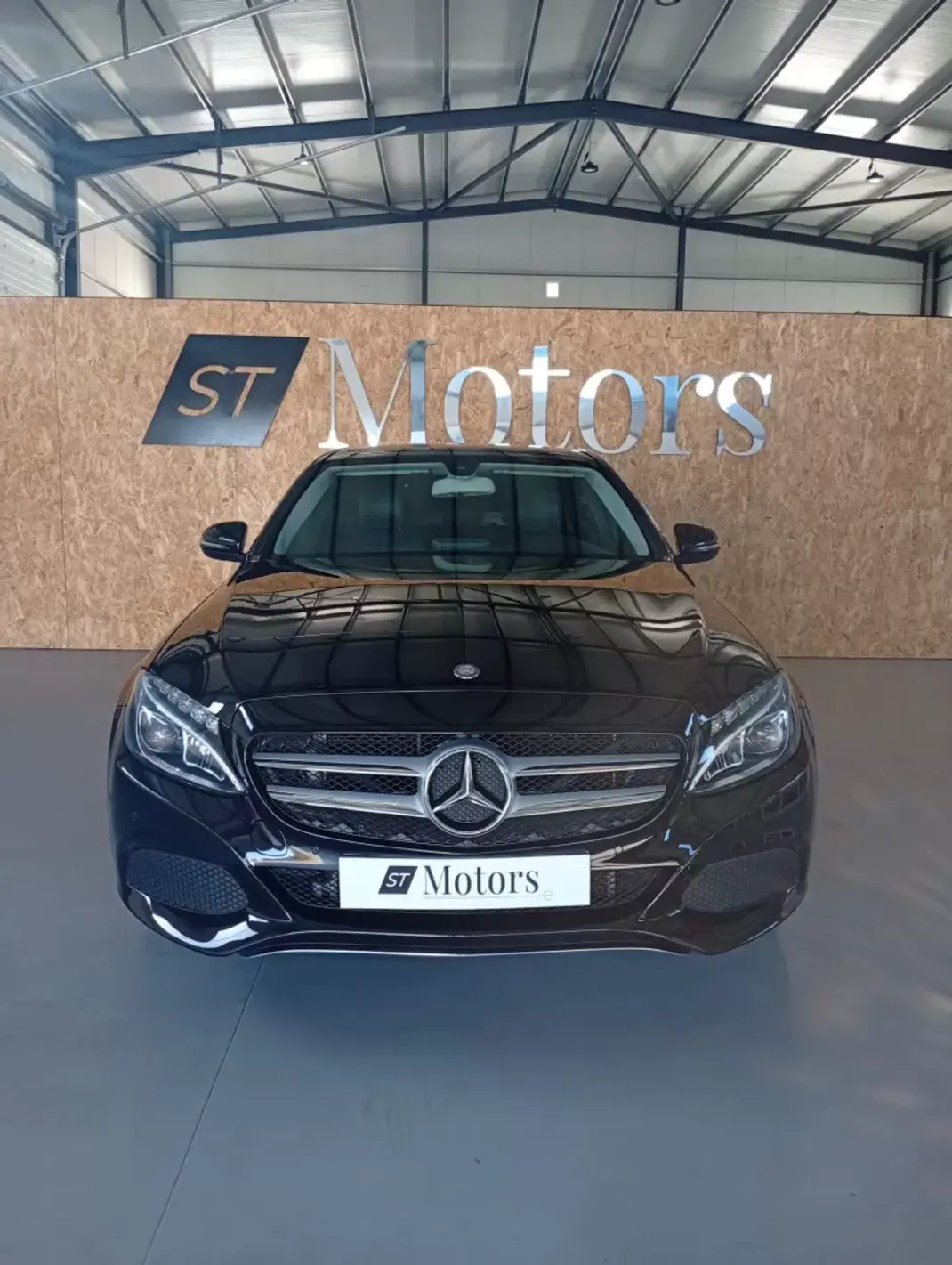 Mercedes-Benz C 350 2016 - 24950 EUR, 129659 km - AUTO.MOTO.pt - 129659km - foto 5 de 18