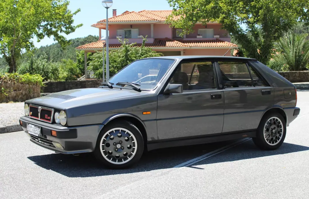 Lancia Delta 1988 - 15500 EUR, 194000 km - 194000km - foto 11 de 35