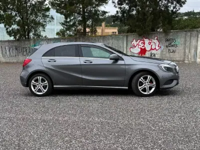 Mercedes-Benz A 180 2013 - 13490 EUR, 225000 km - AUTO.MOTO.pt - 225000km - foto 2 de 12