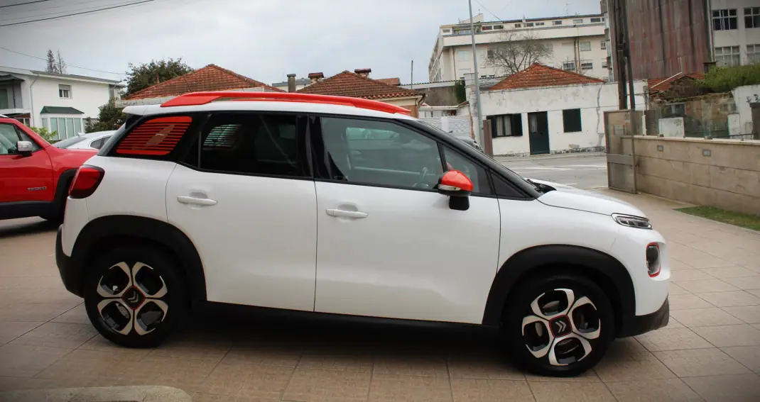 Citroën C3 Aircross 2018 - 12990 EUR, 97500 km - AUTO.MOTO.pt - 97500km - foto 5 de 36