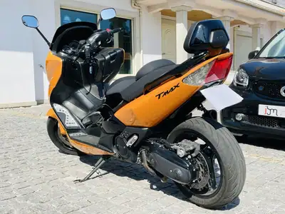 Yamaha TMAX 2009 - 5500 EUR, 41118 km - AUTO.MOTO.pt - 41118km - foto 3 de 6