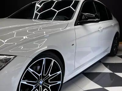 BMW 320 2014 - 18990 EUR, 218000 km - AUTO.MOTO.pt - 218000km - foto 14 de 44