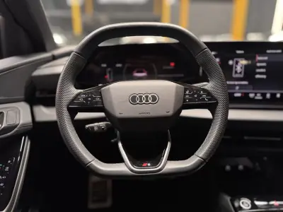 Audi Q6 e-tron 2025 - 64990 EUR, 16300 km - AUTO.MOTO.pt - 16300km - foto 10 de 25