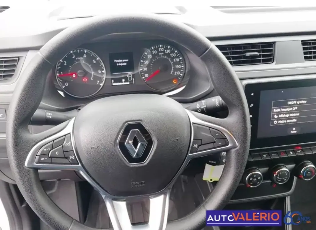 Renault Kangoo 2022 - 13950 EUR, 77000 km - AUTO.MOTO.pt - 77000km - foto 6 de 8
