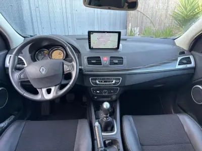 Renault Mégane Sport Tourer 2009 - 6750 EUR, 189900 km - AUTO.MOTO.pt - 189900km - foto 16 de 21