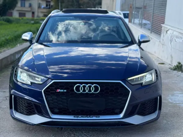 Audi RS4 Avant 2019 - 59990 EUR, 84000 km - AUTO.MOTO.pt - 84000km - foto 2 de 22