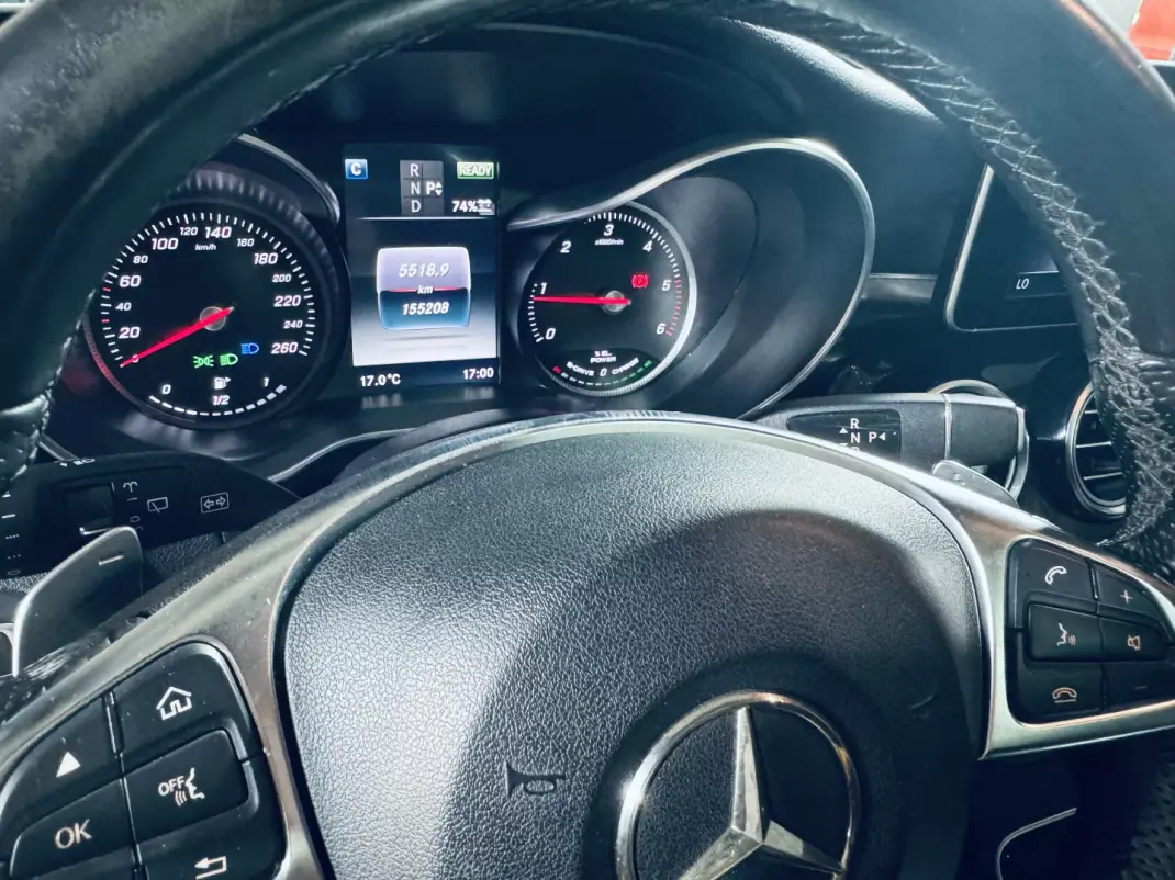Mercedes-Benz C 300 2016 - 22990 EUR, 155208 km - AUTO.MOTO.pt - 155208km - foto 28 de 43