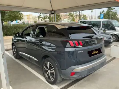Peugeot 3008 2018 - 17990 EUR, 107419 km - AUTO.MOTO.pt - 107419km - foto 2 de 10