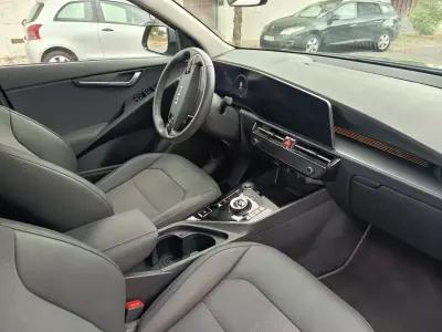 Kia Niro EV 2024 - 27990 EUR, 57400 km - AUTO.MOTO.pt - 57400km - foto 10 de 20