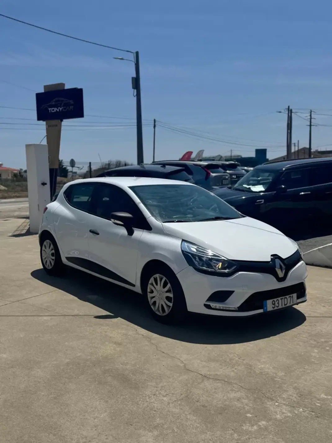 Renault CLIO 1.5DCI AC 2017 - 10455 EUR, 176000 km - AUTO.MOTO.pt - 176000km - foto 5 de 8