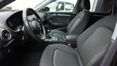 Audi A3 Limousine 2017 - 20500 EUR, 61500 km - AUTO.MOTO.pt - 61500km - foto 8 de 21