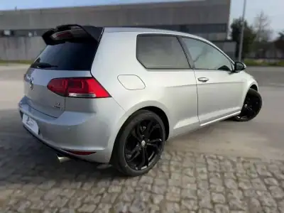 Volkswagen Golf 2016 - 16490 EUR, 148200 km - AUTO.MOTO.pt - 148200km - foto 5 de 26