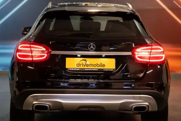 Mercedes-Benz GLA 180 2017 - 20900 EUR, 228238 km - AUTO.MOTO.pt - 228238km - foto 22 de 22