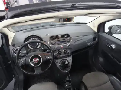 Fiat 500C 2012 - 8750 EUR, 167000 km - AUTO.MOTO.pt - 167000km - foto 13 de 17