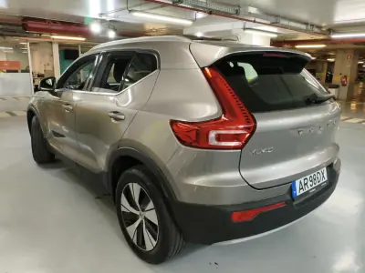 Volvo XC 40 2022 - 28750 EUR, 114610 km - AUTO.MOTO.pt - 114610km - foto 2 de 8