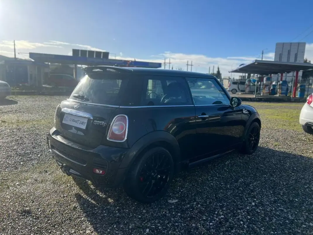 MINI Cooper 2012 - 13400 EUR, 129800 km - AUTO.MOTO.pt - 129800km - foto 17 de 20