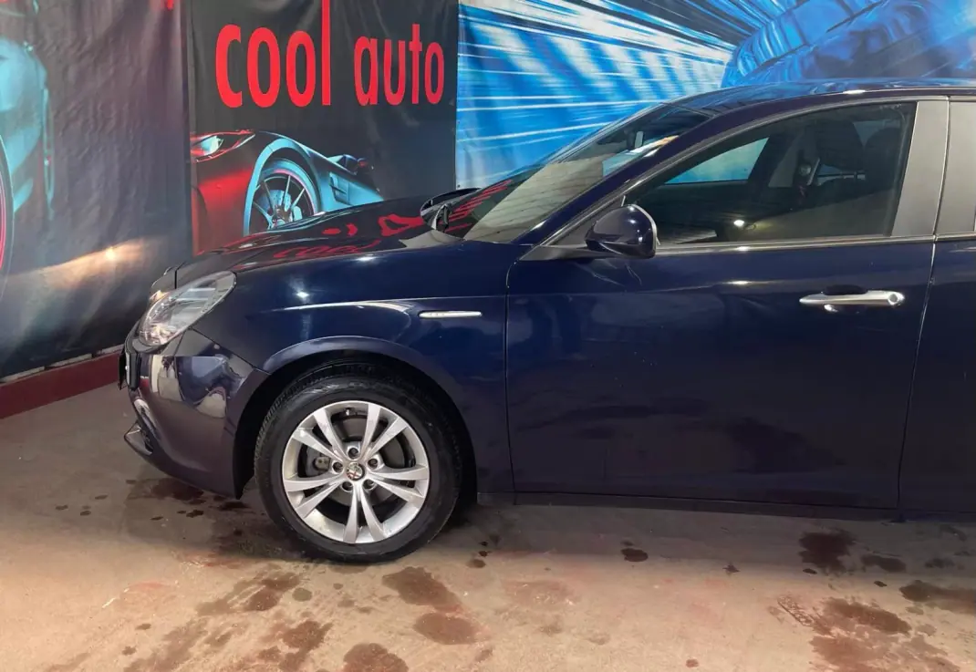 Alfa Romeo Giulietta 2011 - 8750 EUR, 197000 km - AUTO.MOTO.pt - 197000km - foto 15 de 35