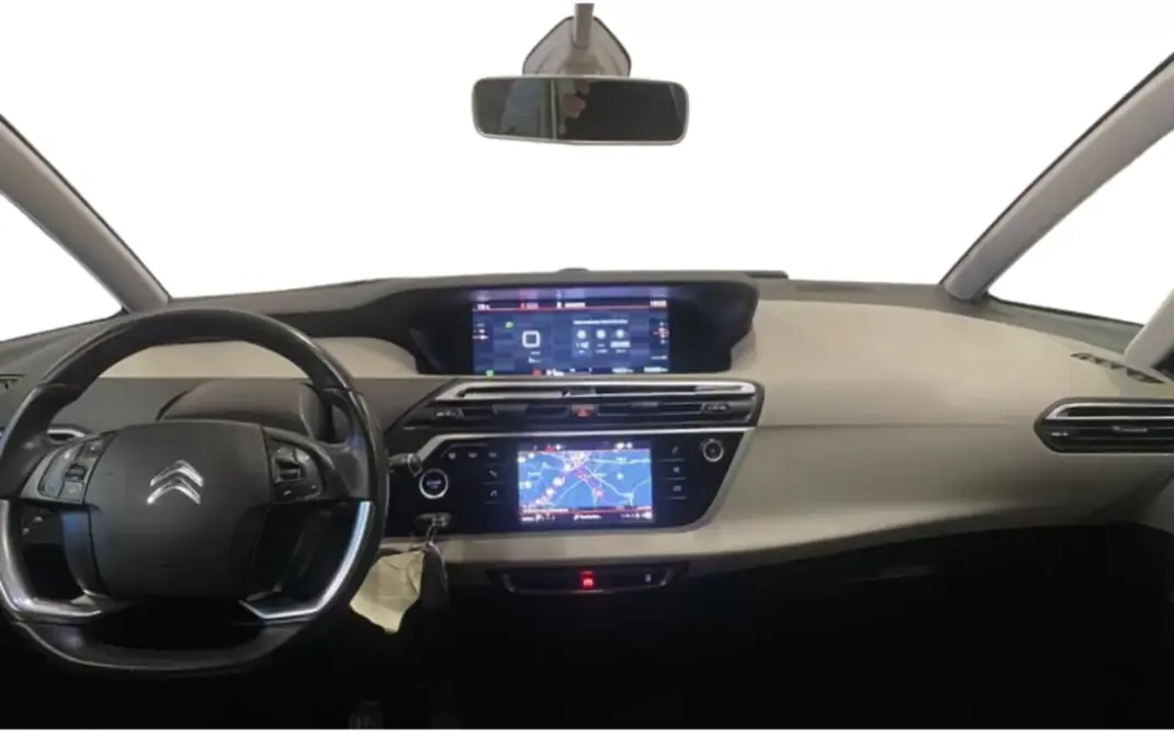 Citroën C4 2018 - 14690 EUR, 95420 km - AUTO.MOTO.pt - 95420km - foto 9 de 16
