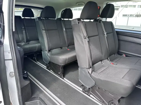 Mercedes-Benz Vito Tourer 2018 - 24900 EUR, 175000 km - AUTO.MOTO.pt - 175000km - foto 30 de 49