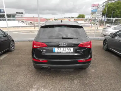 Audi Q5 2010 - 14900 EUR, 177706 km - AUTO.MOTO.pt - 177706km - foto 6 de 13