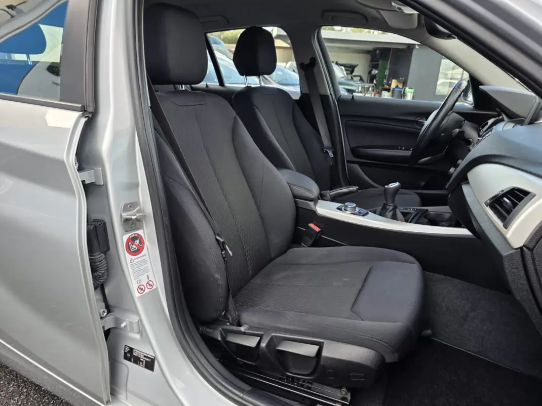 BMW 116 2014 - 11990 EUR, 180000 km - AUTO.MOTO.pt - 180000km - foto 30 de 32