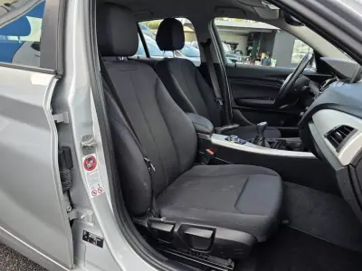 BMW 116 2014 - 11990 EUR, 180000 km - AUTO.MOTO.pt - 180000km - foto 30 de 32