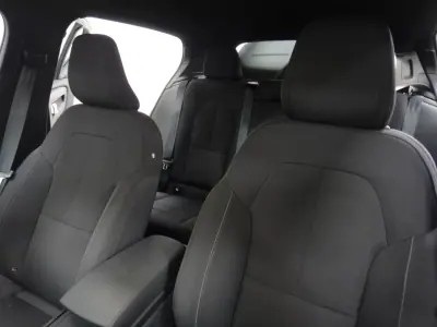 Volvo XC 40 2022 - 26990 EUR, 111000 km - AUTO.MOTO.pt - 111000km - foto 18 de 38
