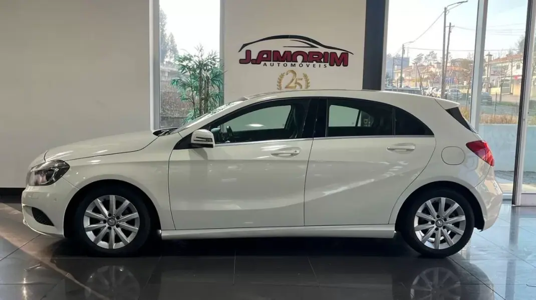Mercedes-Benz A 180 2014 - 14999 EUR, 191121 km - AUTO.MOTO.pt - 191121km - foto 11 de 24