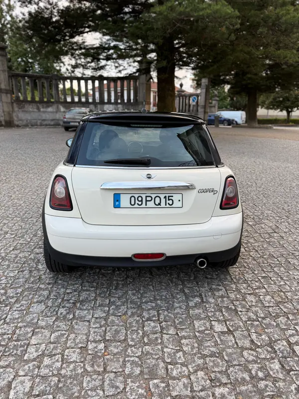 MINI Cooper 2008 - 5990 EUR, 235000 km - AUTO.MOTO.pt - 235000km - foto 6 de 13