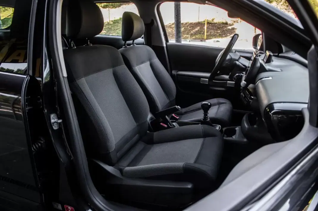 Citroën C4 Cactus 2019 - 9790 EUR, 189313 km - AUTO.MOTO.pt - 189313km - foto 26 de 41