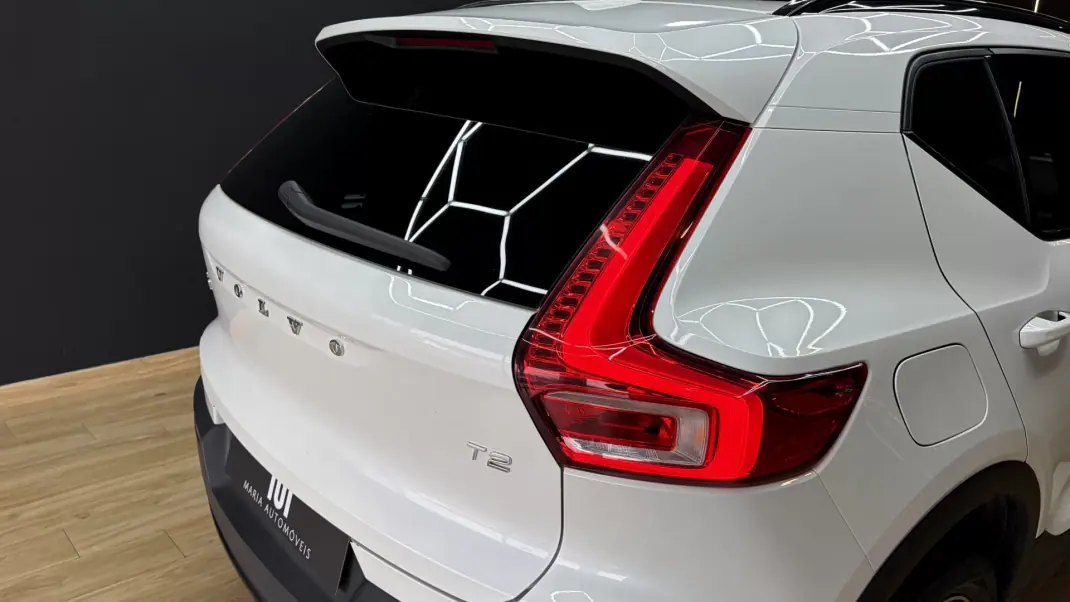 Volvo XC 40 2023 - 29970 EUR, 57000 km - AUTO.MOTO.pt - 57000km - foto 11 de 46