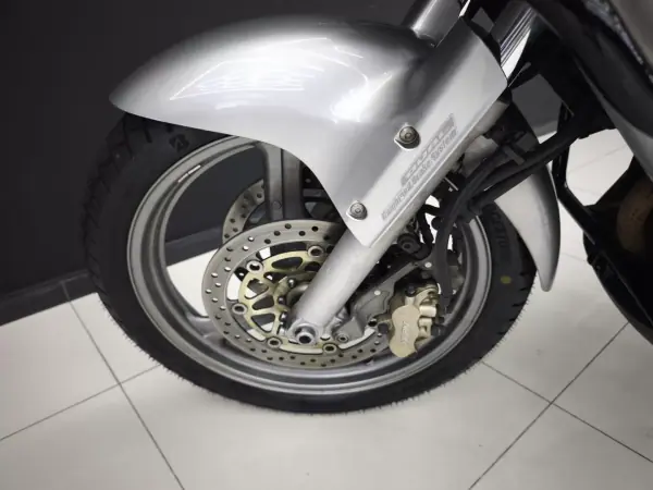 Honda 2006 - 5250 EUR, 75879 km - AUTO.MOTO.pt - 75879km - foto 8 de 14