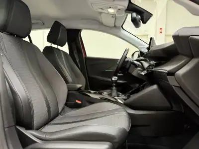 Peugeot 208 2020 - 13890 EUR, 63000 km - AUTO.MOTO.pt - 63000km - foto 25 de 29