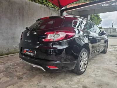 Renault Mégane Sport Tourer 2013 - 4250 EUR, 314000 km - AUTO.MOTO.pt - 314000km - foto 11 de 13