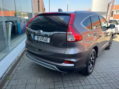 Honda CR-V 2018 - 19500 EUR, 112000 km - AUTO.MOTO.pt - 112000km - foto 5 de 20