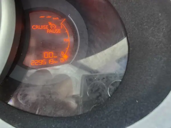 Citroën C3 2010 - 5000 EUR, 229519 km - AUTO.MOTO.pt - 229519km - foto 13 de 20
