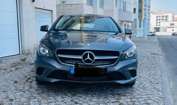 Mercedes-Benz CLA 180 2015 — foto 3 de 13