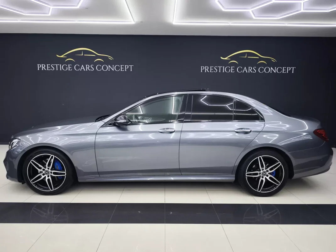 Mercedes-Benz E 220 2018 - 32950 EUR, 118099 km - AUTO.MOTO.pt - 118099km - foto 6 de 48