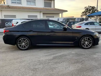 BMW 520 2022 - 33950 EUR, 124000 km - AUTO.MOTO.pt - 124000km - foto 4 de 45