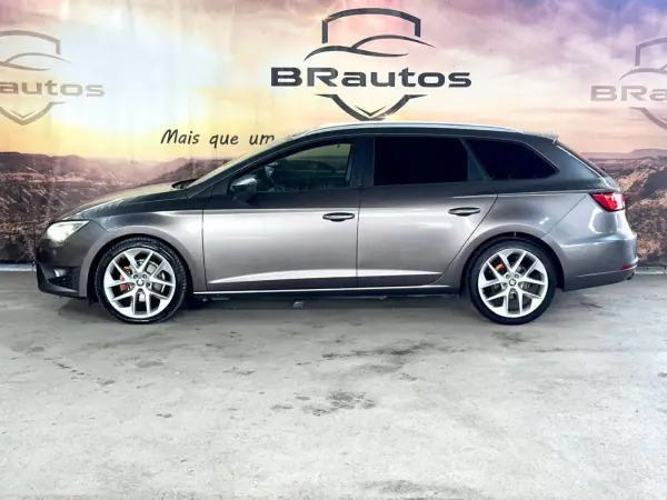 SEAT Leon ST 2015 - 16500 EUR, 196075 km - AUTO.MOTO.pt - 196075km - foto 4 de 30