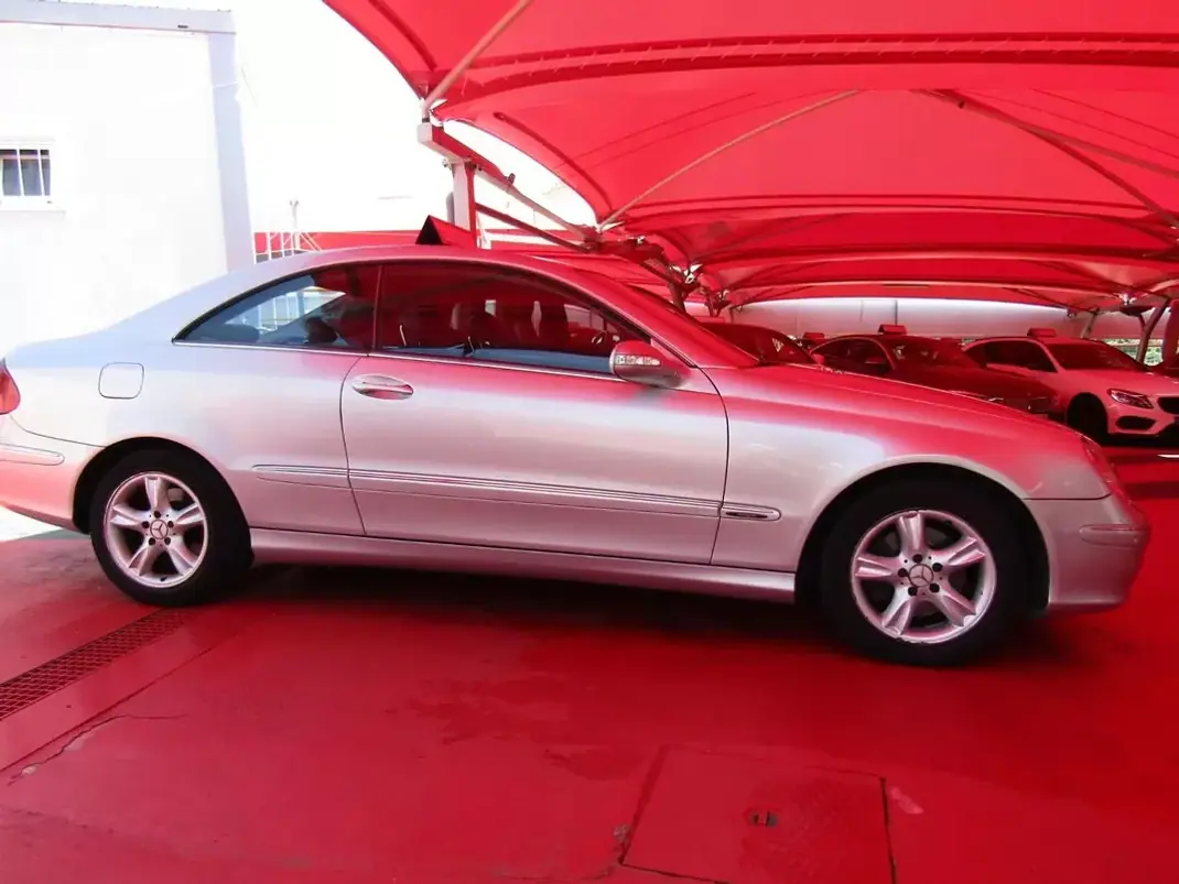 Mercedes-Benz CLK 270 2003 - 7950 EUR, 361510 km - 361510km - foto 6 de 21