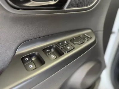 Hyundai Kauai 2019 - 15450 EUR, 78421 km - AUTO.MOTO.pt - 78421km - foto 30 de 37