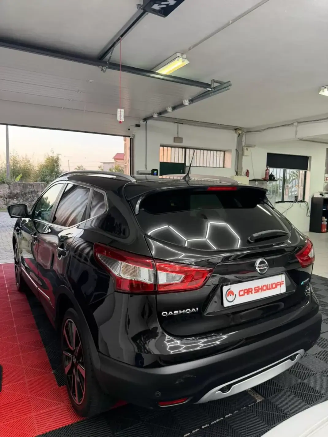 Nissan Qashqai 2014 - 16900 EUR, 161000 km - AUTO.MOTO.pt - 161000km - foto 5 de 13