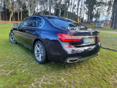 BMW 730 2015 - 32850 EUR, 158000 km - AUTO.MOTO.pt - 158000km - foto 18 de 19