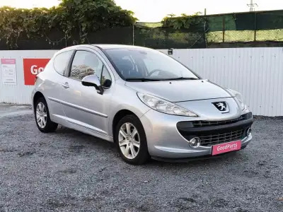 Peugeot 207 2008 - 4990 EUR, 207000 km - AUTO.MOTO.pt - 207000km - foto 8 de 21
