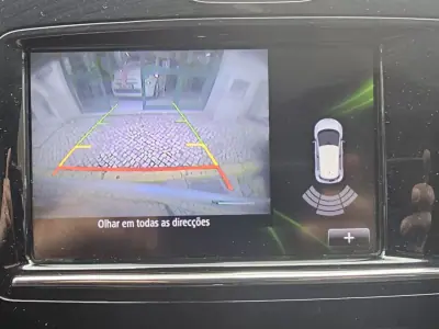 Renault Zoe 2019 - 7850 EUR, 130850 km - AUTO.MOTO.pt - 130850km - foto 12 de 22