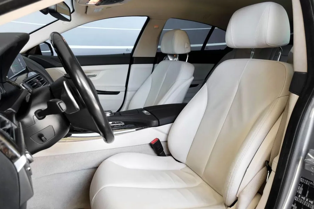 BMW 640 Gran Coupé 2015 - 37500 EUR, 93451 km - AUTO.MOTO.pt - 93451km - foto 10 de 18