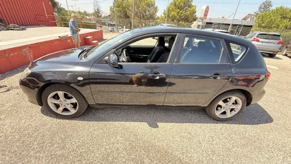 Mazda 3 2005 - 3500 EUR, 168000 km - AUTO.MOTO.pt - 168000km - foto 6 de 49